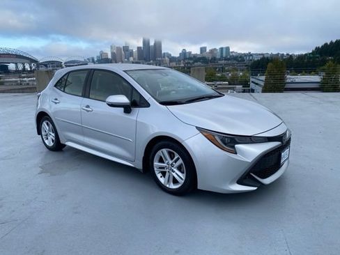 Used 2019 Toyota Corolla SE w/ Carpet Mat Package FWD image 1