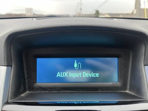 Used 2014 Chevrolet Cruze LS image 20