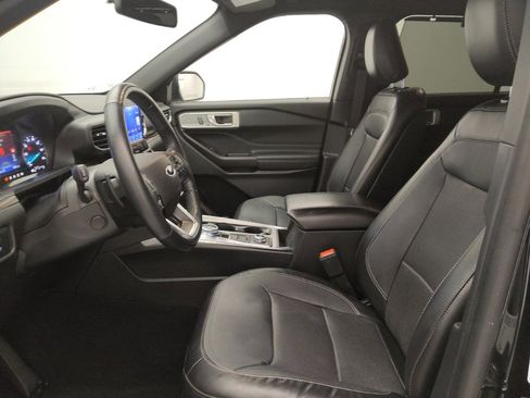 Used 2020 Ford Explorer Limited AWD/4WD image 17