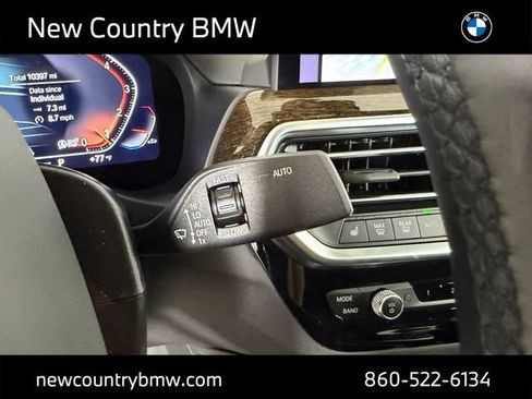 Used 2025 BMW X4 xDrive30i AWD/4WD image 16