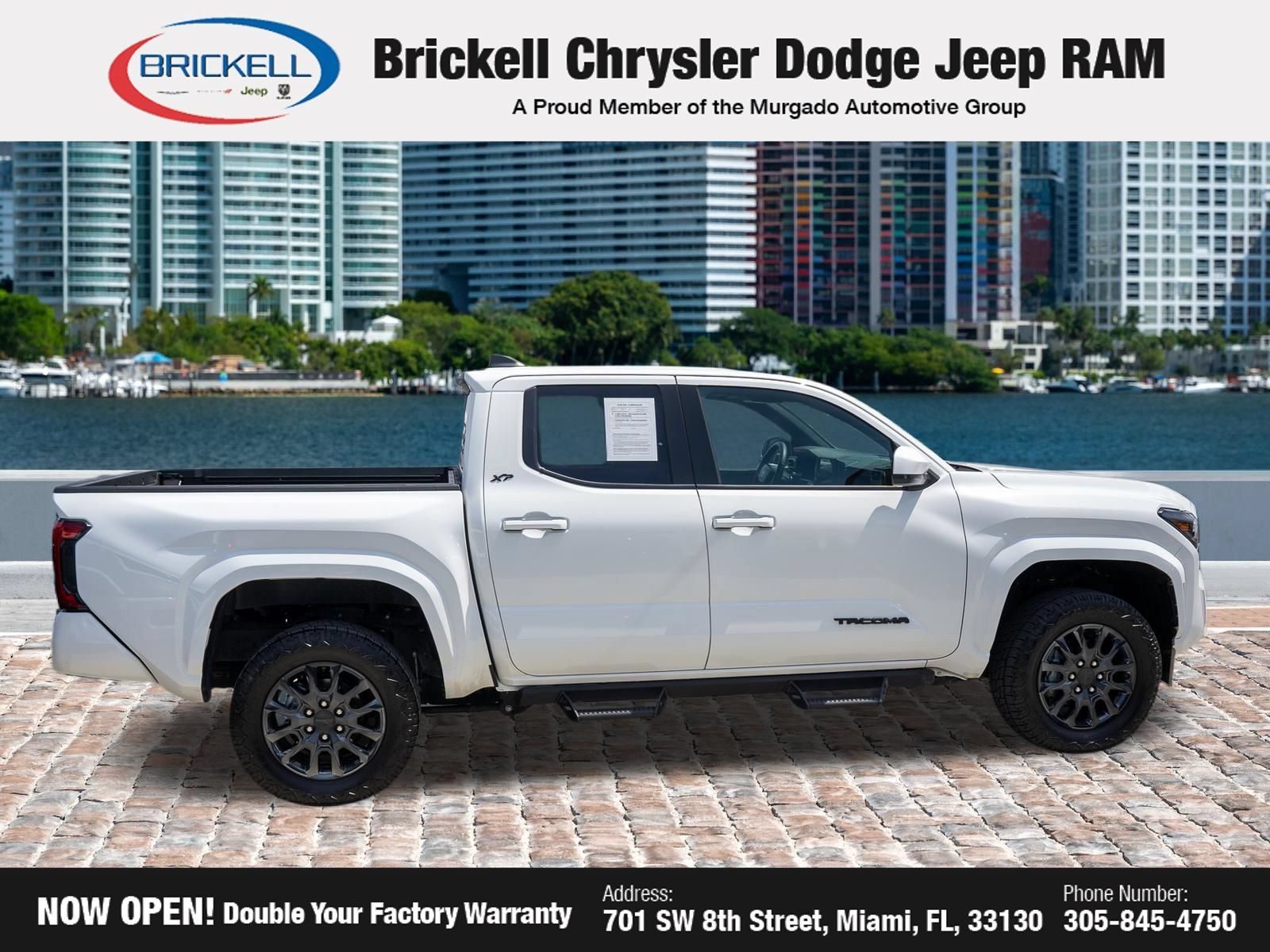 Used 2025 Toyota Tacoma SR5 AWD/4WD image 4