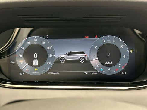 Used 2026 Land Rover Range Rover Evoque S AWD/4WD image 14