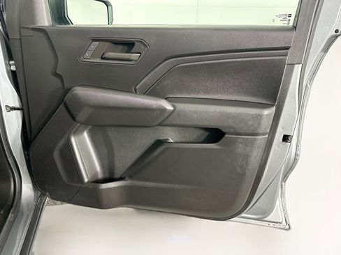 Used 2024 Chevrolet Colorado W/T image 31