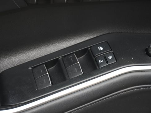 Certified 2021 Toyota Highlander Platinum image 11