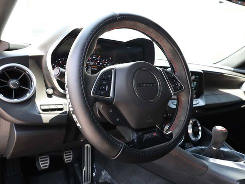 Used 2018 Chevrolet Camaro ZL1 RWD image 16