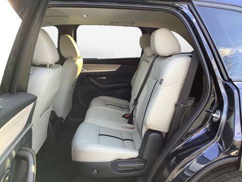 New 2025 MAZDA CX-90 Plug-In Hybrid w/ Preferred image 13