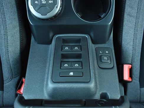 New 2025 Ford Bronco Big Bend image 30