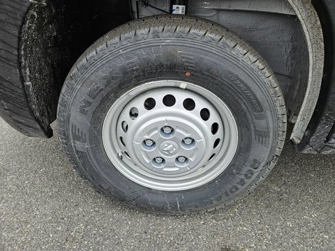 New 2026 RAM ProMaster 2500 FWD image 9