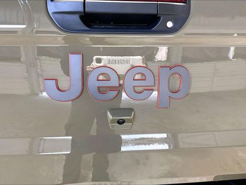 New 2026 Jeep Gladiator Mojave image 40