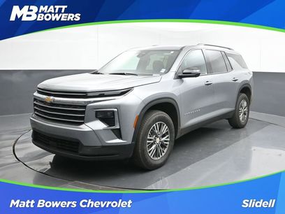 Used 2025 Chevrolet Traverse LT w/ Driver Confidence Package