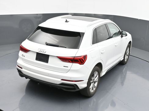 Used 2023 Audi Q3 2.0T Premium w/ Convenience Package image 36