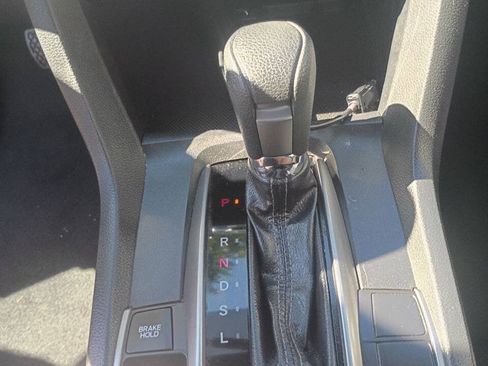 Used 2019 Honda Civic EX image 15