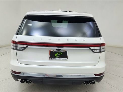 Used 2020 Lincoln Aviator Reserve w/ Equipment Group 202A image 5
