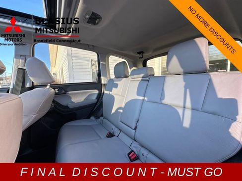 Used 2015 Subaru Forester 2.5i Limited image 20