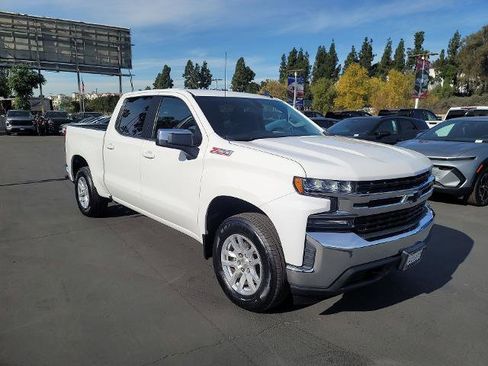 Used 2020 Chevrolet Silverado 1500 LT w/ All-Star Edition image 2