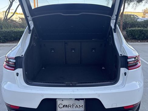 Used 2018 Porsche Macan Sport Edition image 11