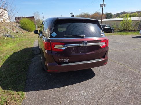 Used 2018 Honda Odyssey EX-L image 4