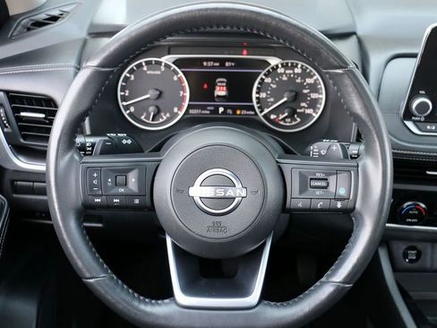 Used 2024 Nissan Rogue SV w/ SV Premium Package AWD/4WD image 23