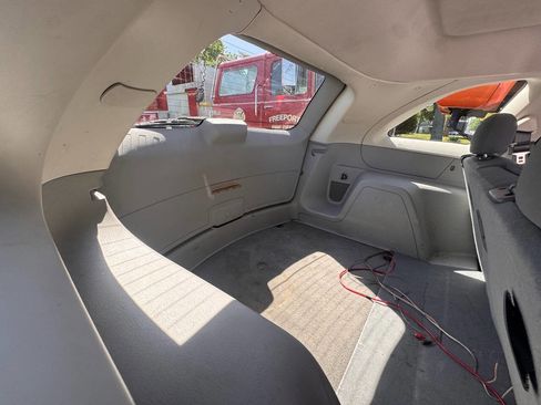 Used 2008 Chrysler Pacifica LX image 19