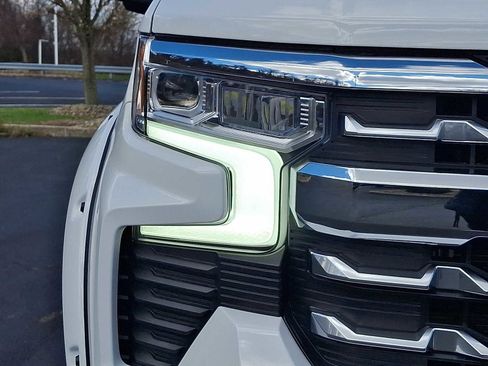 New 2026 Chevrolet Silverado 1500 LTZ AWD/4WD image 14