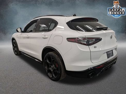 Used 2024 Alfa Romeo Stelvio Veloce AWD/4WD image 6