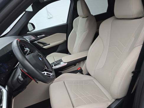 Used 2025 BMW X1 M35i w/ Premium Package AWD/4WD image 17