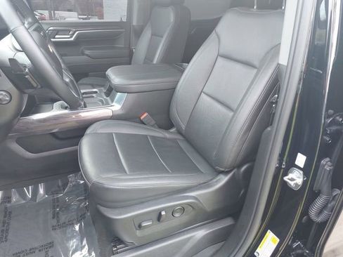 Used 2025 Chevrolet Silverado 1500 LTZ w/ Technology Package image 15