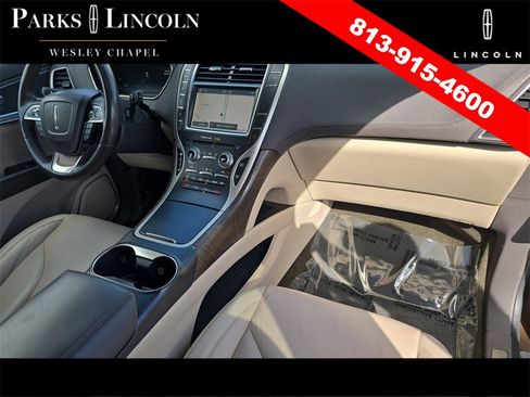Certified 2019 Lincoln Nautilus Select image 10