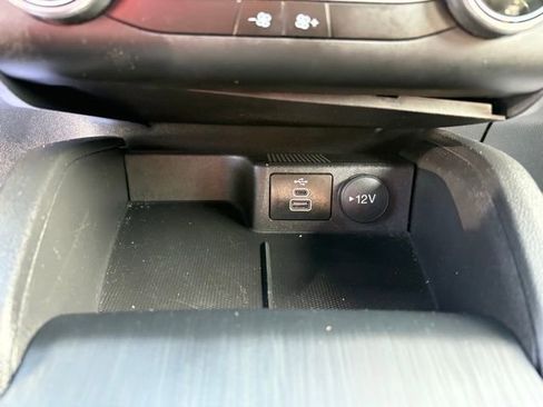 Used 2025 Ford Escape ST-Line AWD/4WD image 22