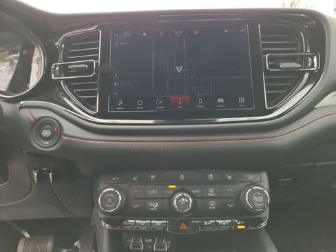 Used 2025 Dodge Durango GT image 24