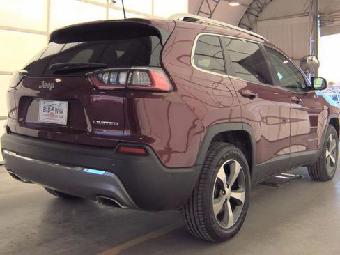 Used 2021 Jeep Cherokee Limited image 4