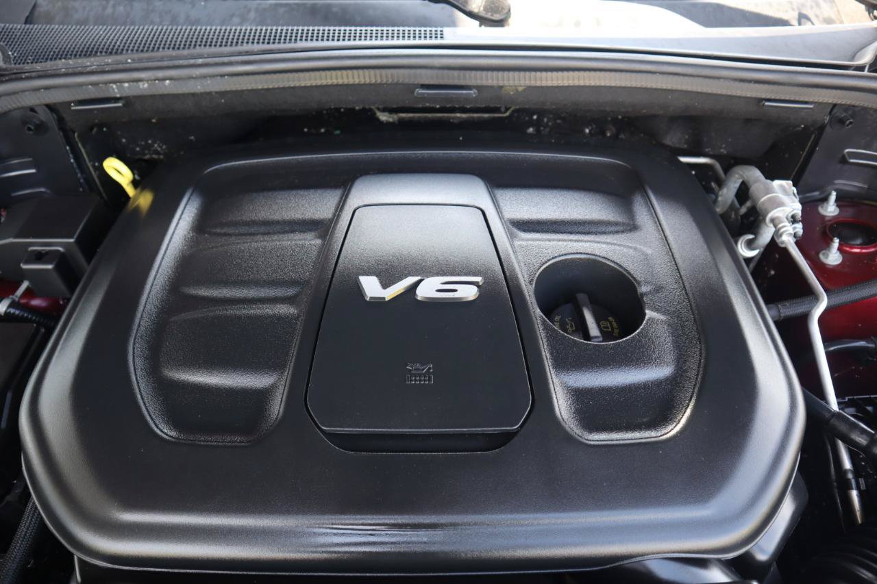 Used 2018 Jeep Grand Cherokee Laredo AWD/4WD image 35