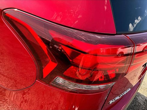 Used 2020 Mitsubishi Outlander SEL FWD image 28