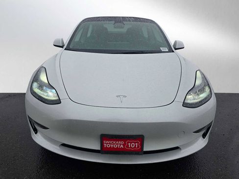 Used 2023 Tesla Model 3 Standard Range image 8