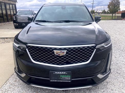 Used 2021 Cadillac XT6 Premium Luxury image 3