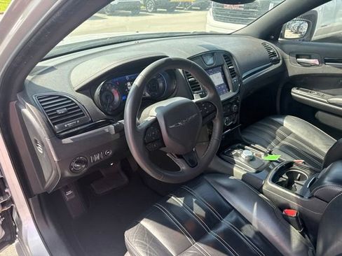 Used 2023 Chrysler 300 S RWD image 10