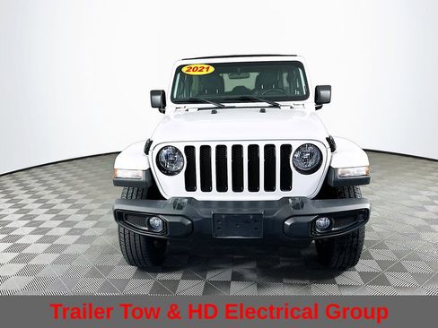 Used 2021 Jeep Wrangler Unlimited Sahara image 5