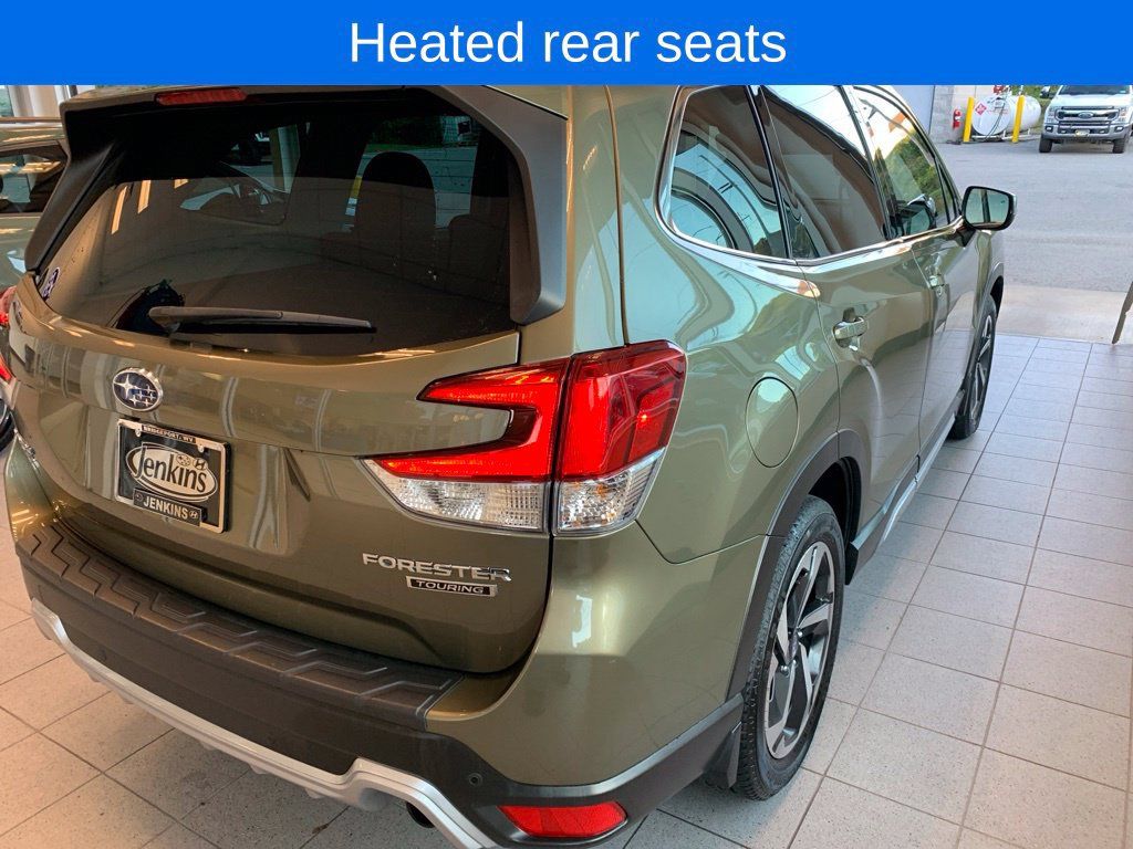 Used 2023 Subaru Forester Touring AWD/4WD image 18