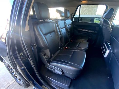 Certified 2024 Ford Expedition Max XLT image 16