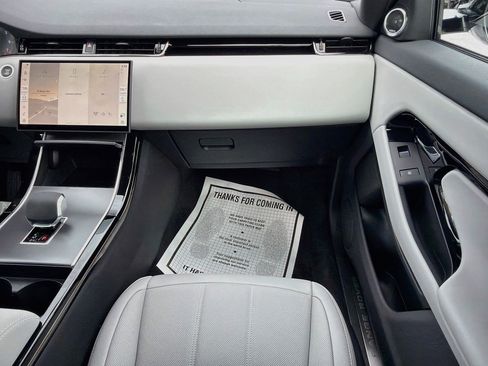 New 2026 Land Rover Range Rover Evoque S AWD/4WD image 18