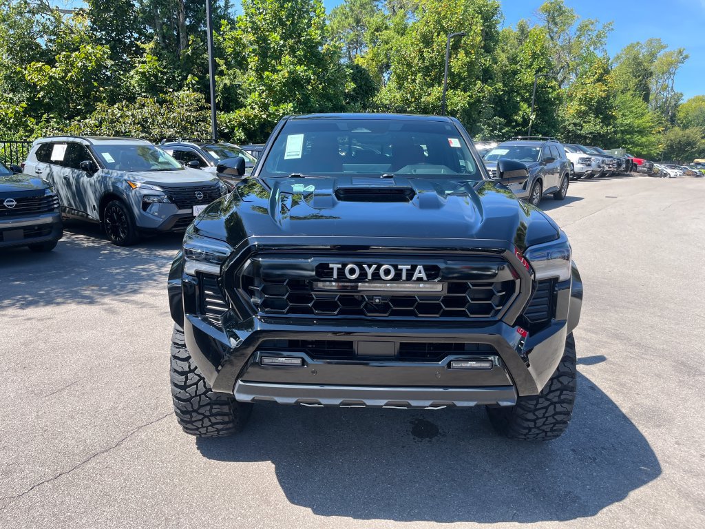 Used 2024 Toyota Tacoma TRD Pro AWD/4WD image 10
