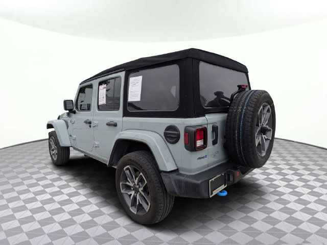 Used 2024 Jeep Wrangler Unlimited AWD/4WD image 6