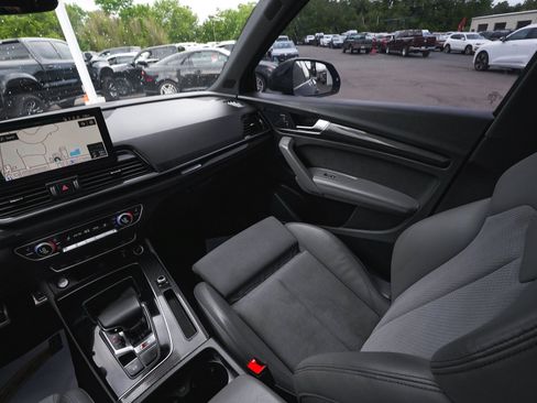 Used 2023 Audi SQ5 Premium Plus w/ Premium Plus Package AWD/4WD image 46