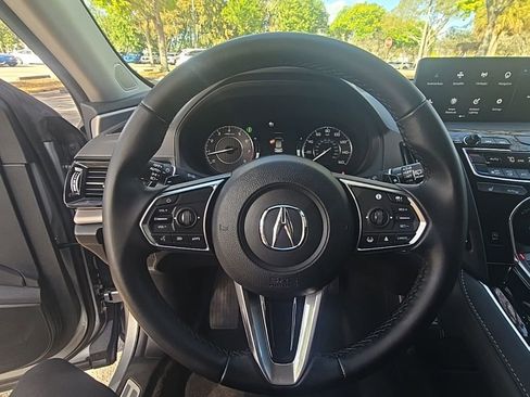 Used 2025 Acura RDX SH-AWD w/ Technology Package image 17