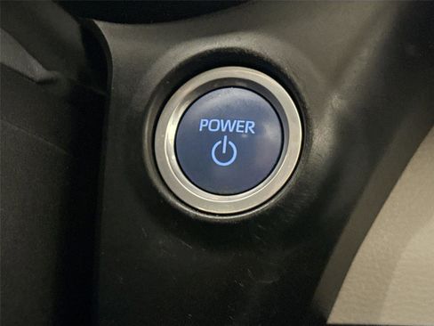 Certified 2022 Toyota Sienna Limited image 22