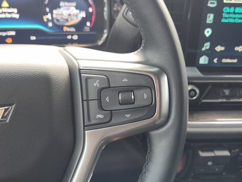 Used 2025 Chevrolet Silverado 2500 LTZ w/ LTZ Convenience Package AWD/4WD image 29