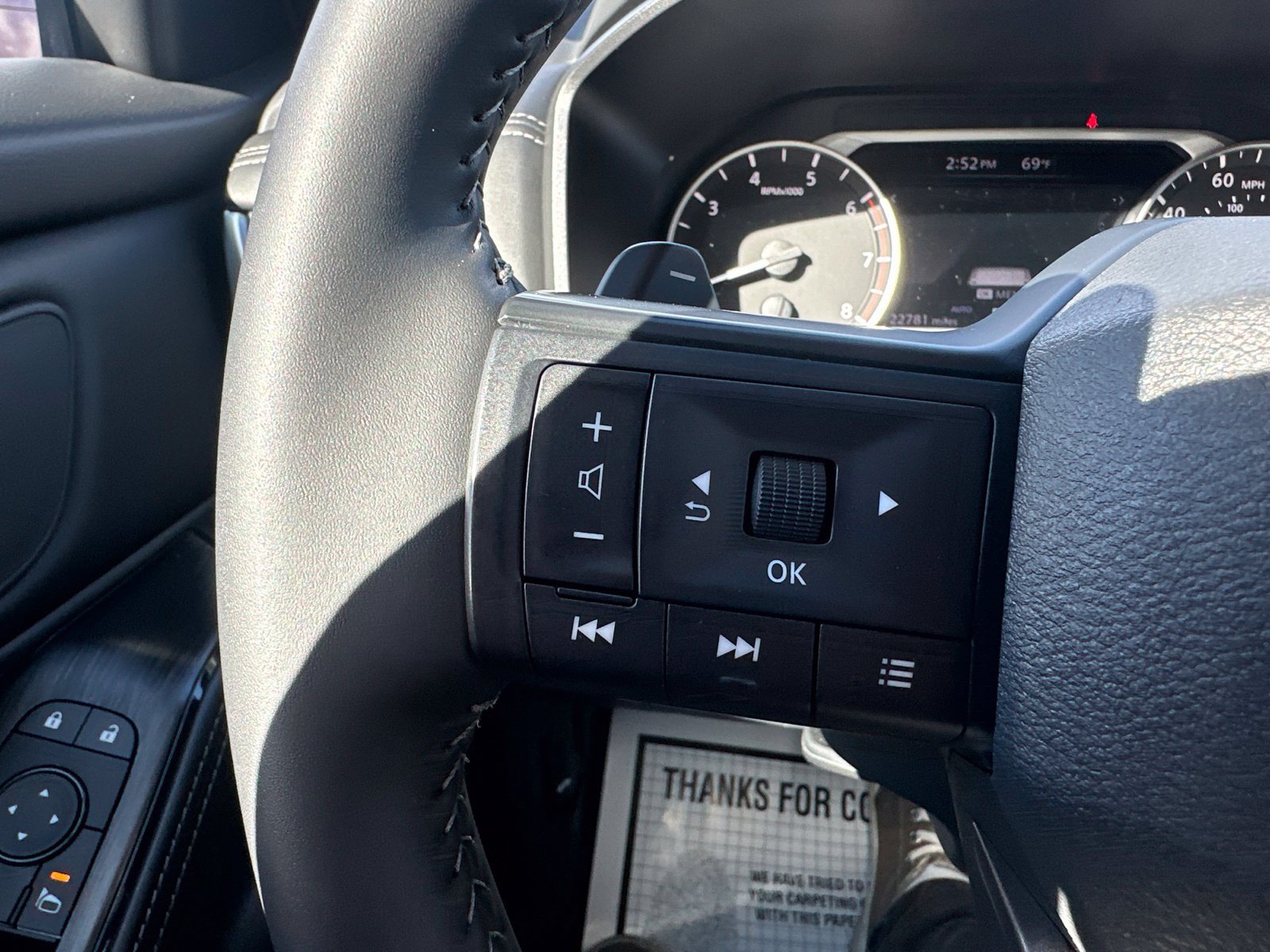Used 2026 Nissan Rogue SV AWD/4WD image 43