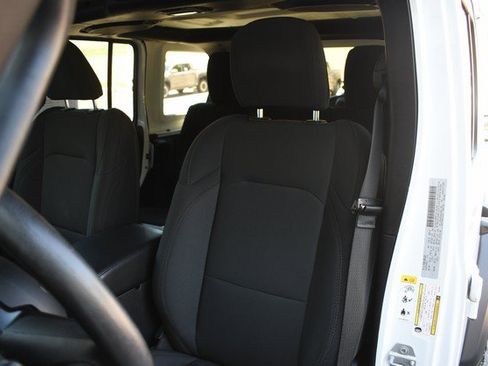 Used 2018 Jeep Wrangler Unlimited Sport AWD/4WD image 17