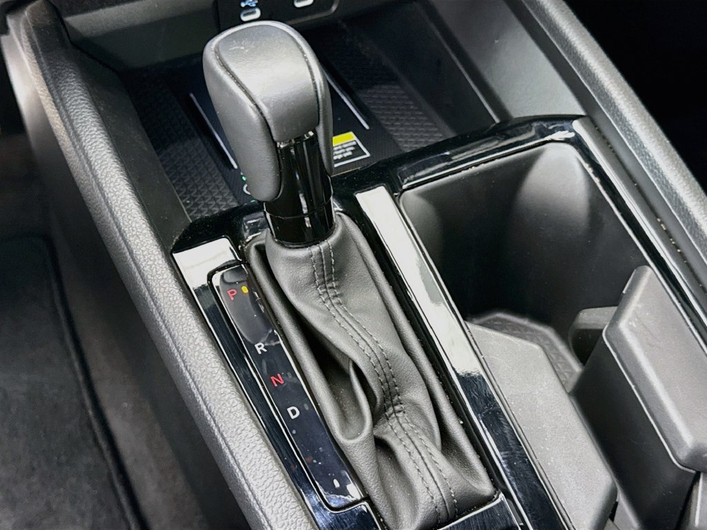 Used 2025 Honda Accord Sport image 19