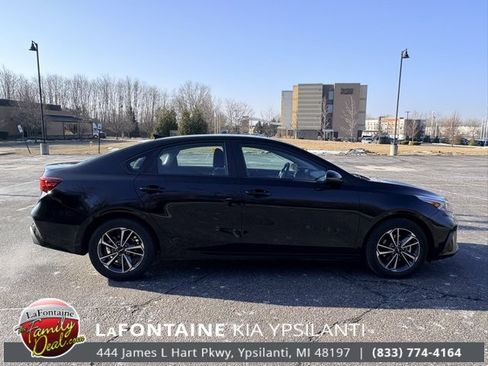 Certified 2023 Kia Forte LXS w/ LXS Technology Package image 6